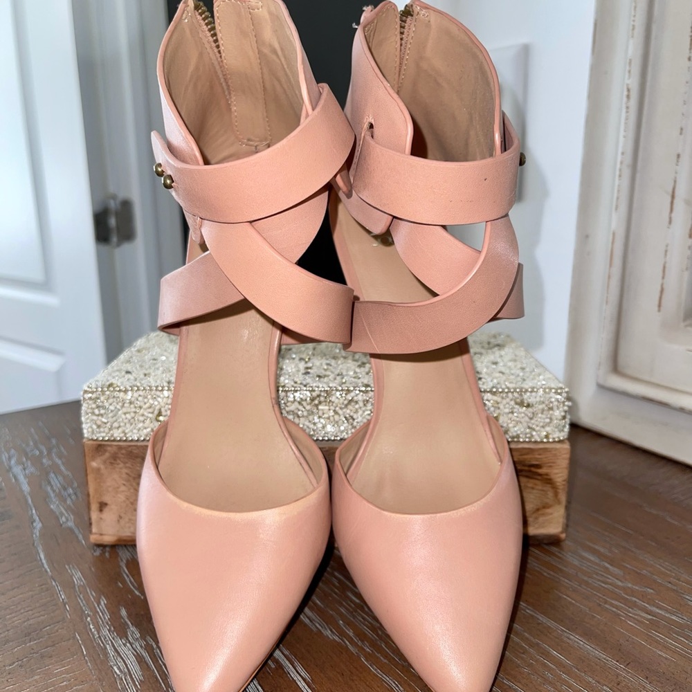 Leather high heals
